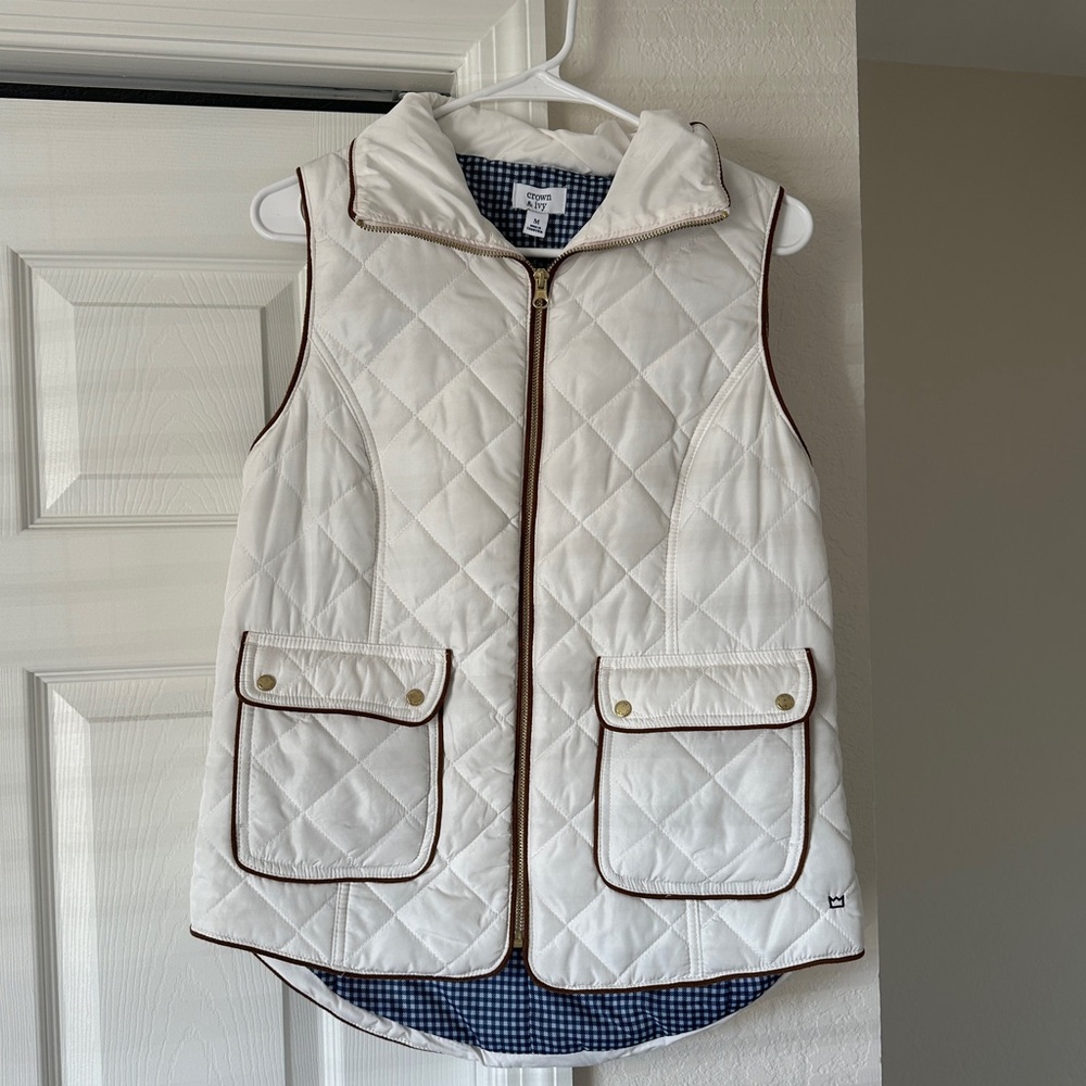 Crown and Ivy || cream and brown puffer vest